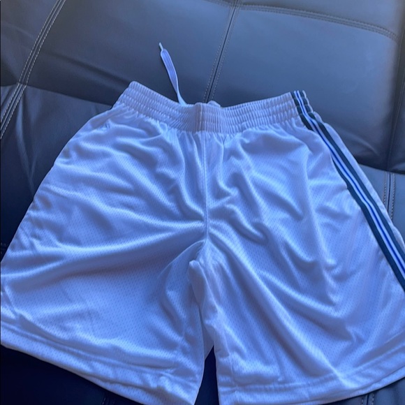 Old Navy Other - Basketball shorts